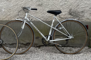 Peugeot blanc année 60